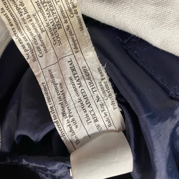 Tommy Hilfiger Blue and Red Duffel Bag with Signature Design - Picture 12 of 16